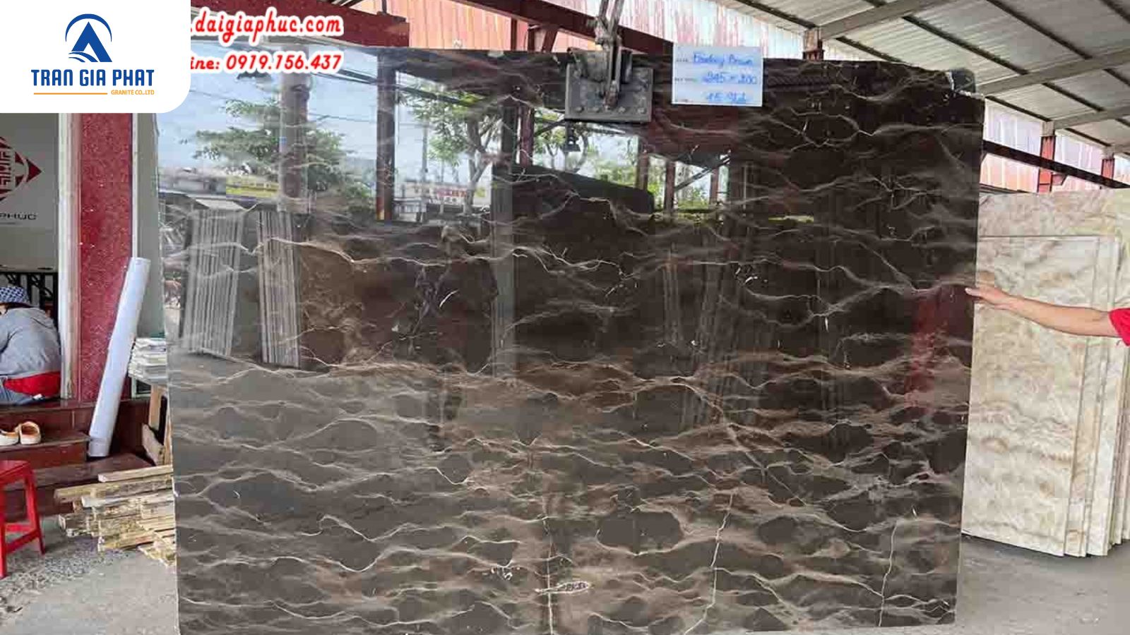 Cửa hàng đá hoa cương đại gia phúc