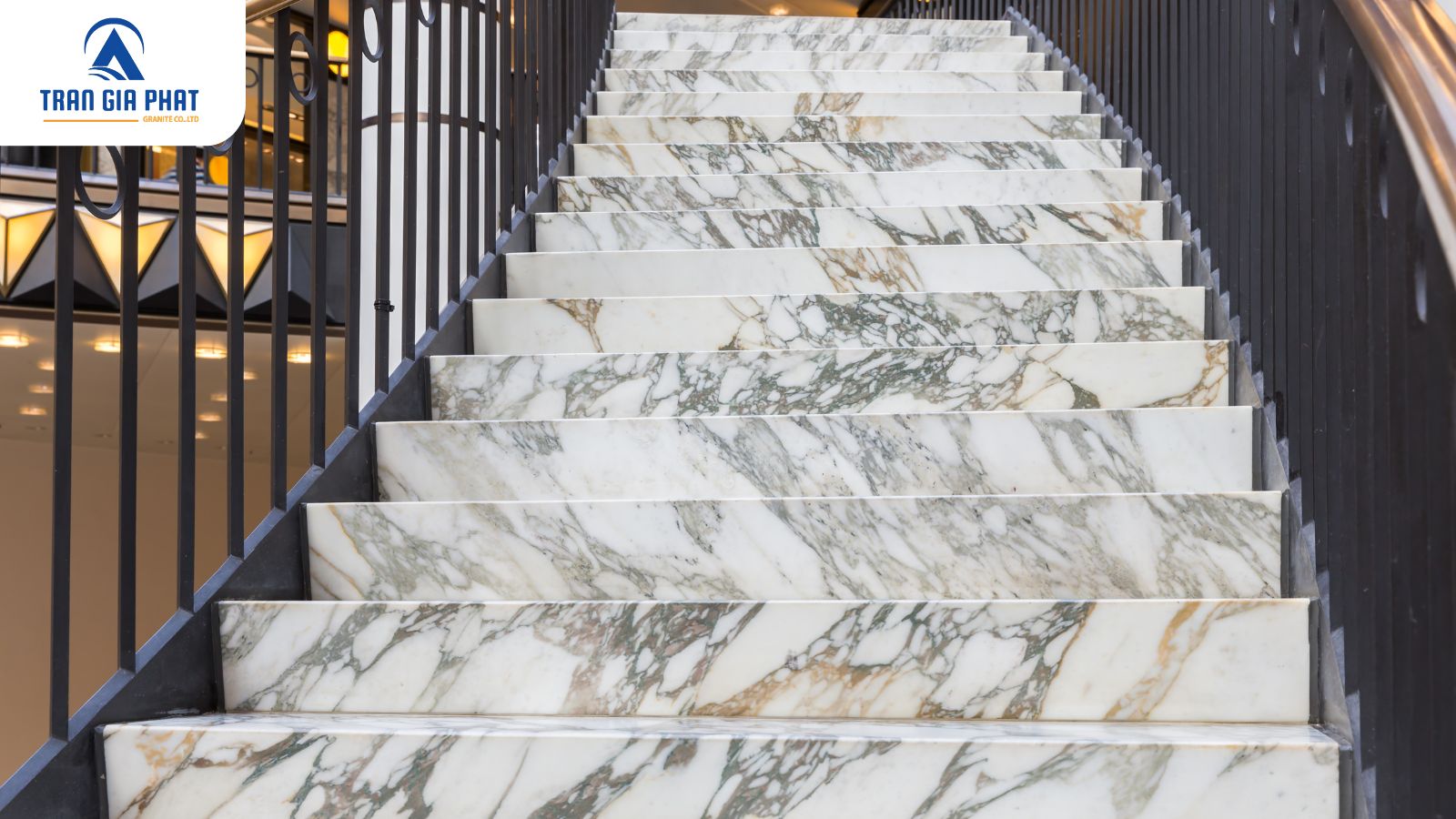 Giá đá hoa cương cầu thang