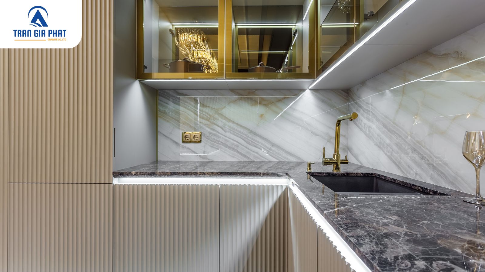 Đá hoa cương ốp mặt bếp kim sa trung